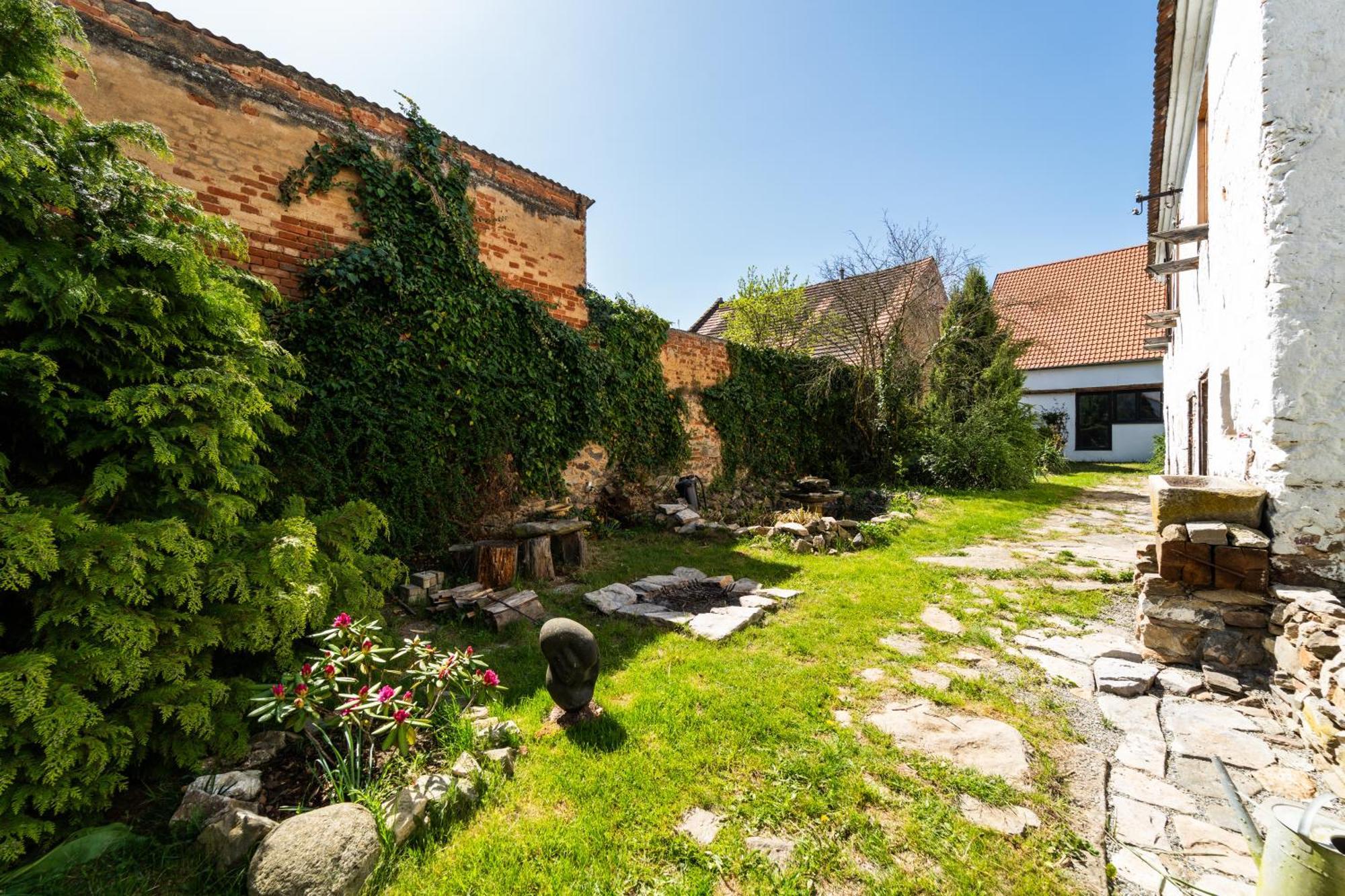 Chvalšiny Art Gallery Dyk المظهر الخارجي الصورة